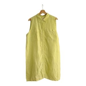 Chico's Sleeveless Lime Button Down Shirt